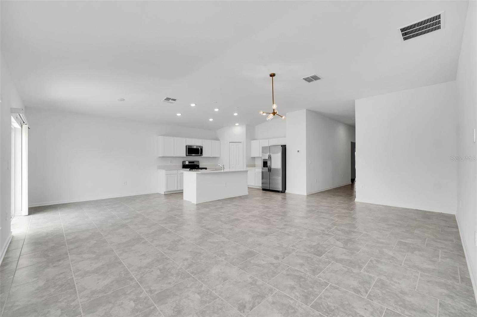 243 HAYLEY ST, WINTER HAVEN, FL, 33884