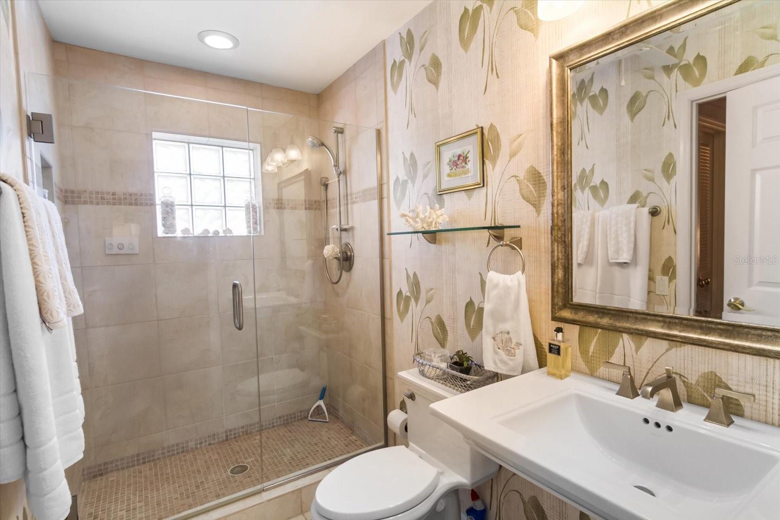 204 WINDWARD DR, OSPREY, FL, 34229