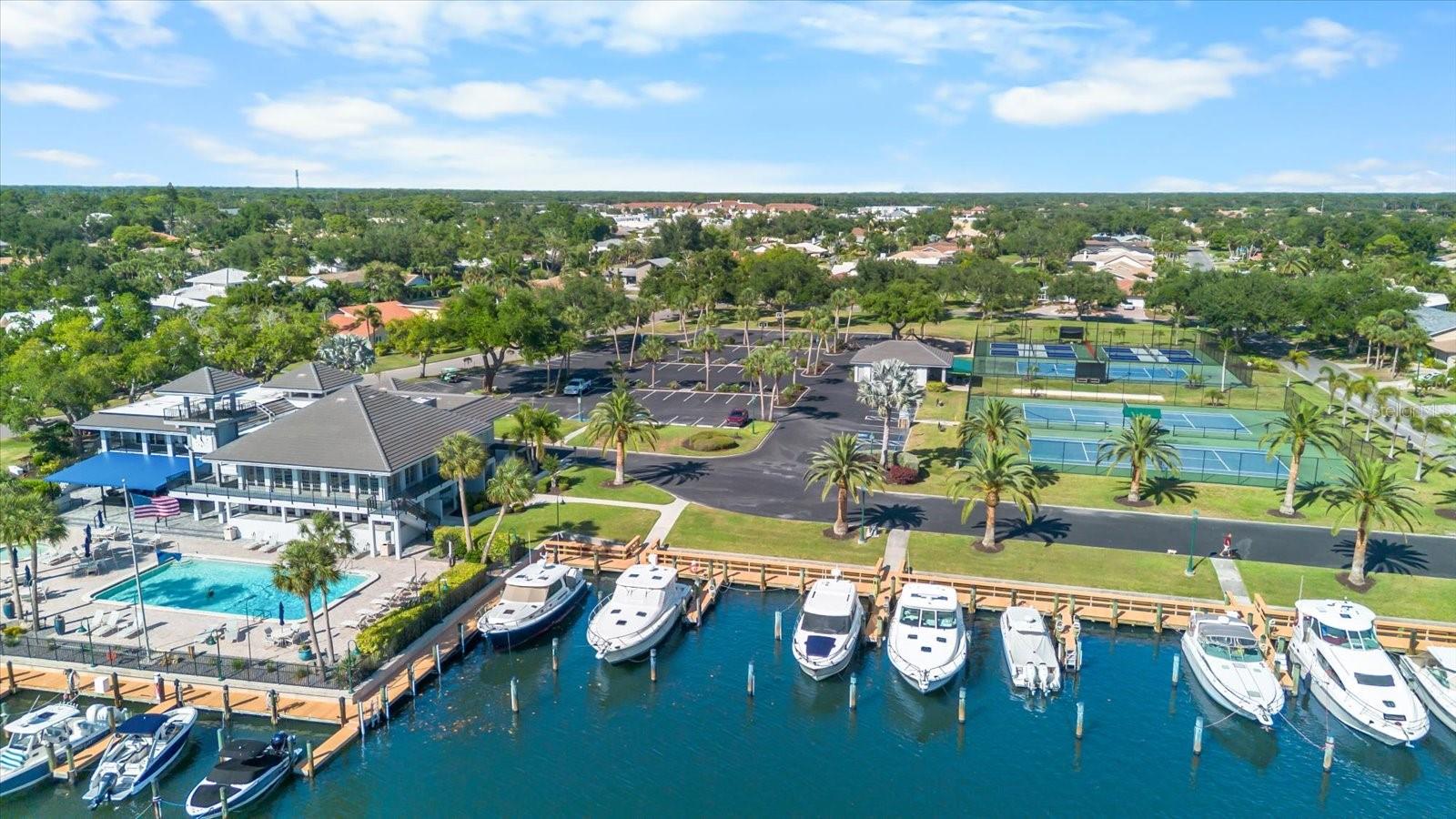 204 WINDWARD DR, OSPREY, FL, 34229
