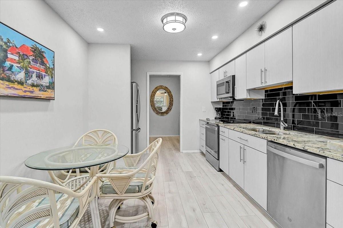 4169 66TH STREET CIR W #H, BRADENTON, FL, 34209