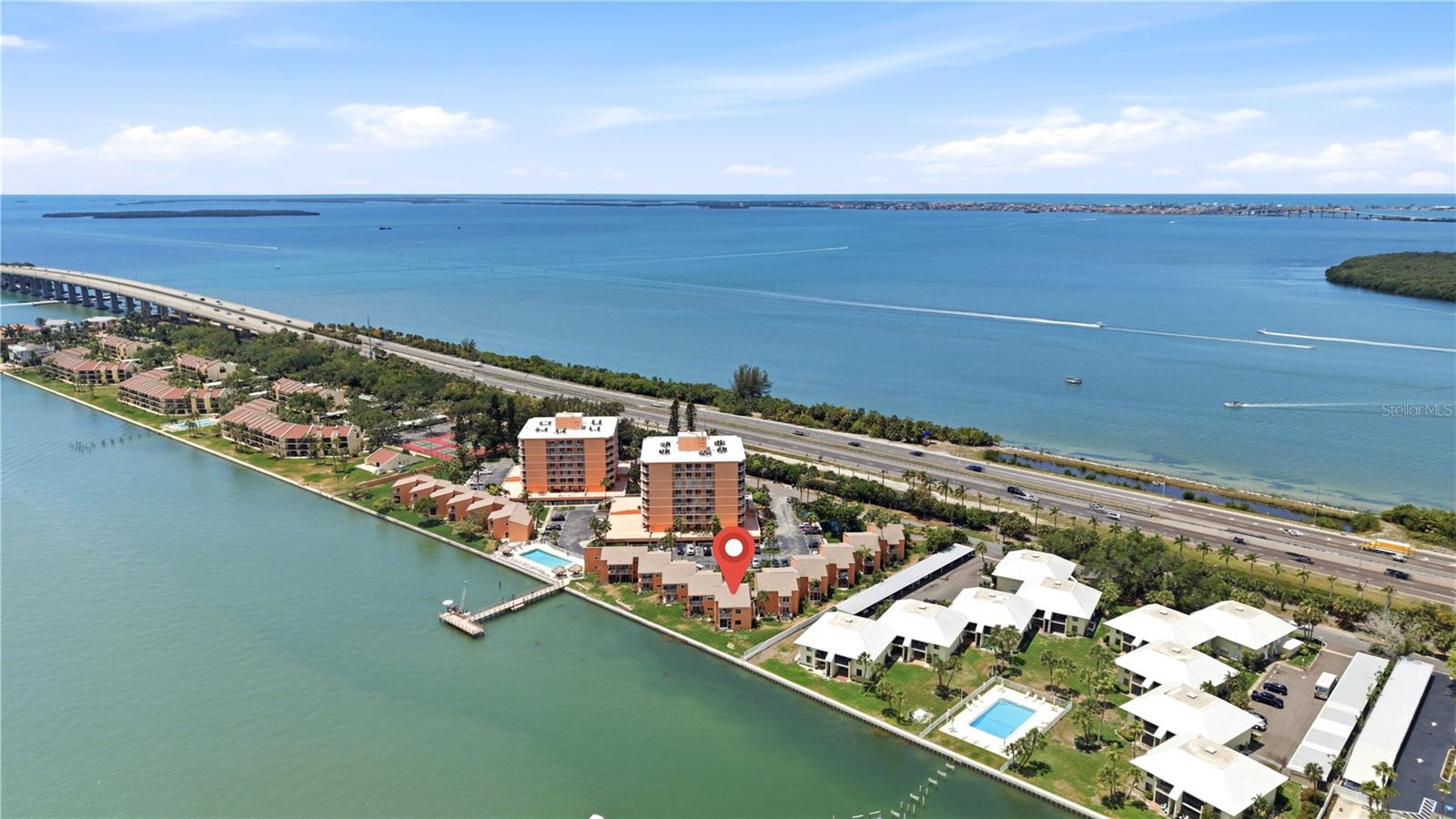 7400 SUNSHINE SKYWAY LN S #111, ST PETERSBURG, FL, 33711