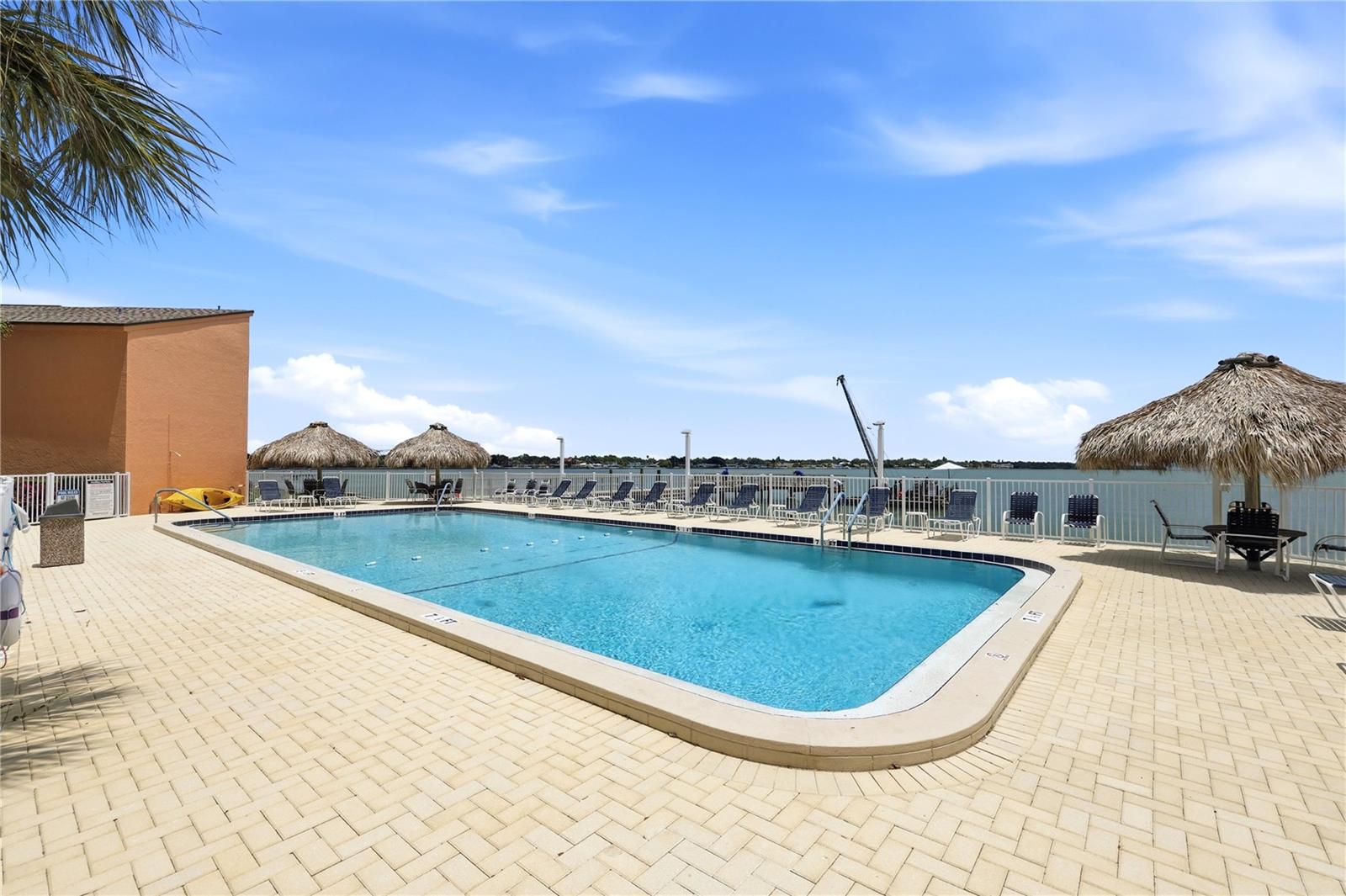7400 SUNSHINE SKYWAY LN S #111, ST PETERSBURG, FL, 33711