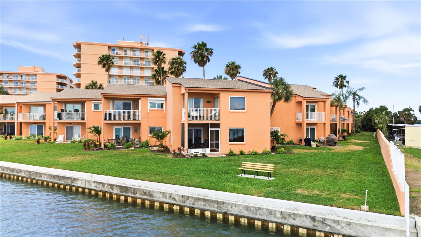 7400 SUNSHINE SKYWAY LN S #111, ST PETERSBURG, FL, 33711