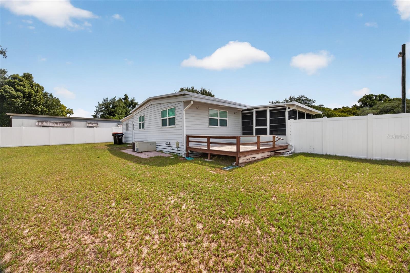 581 NE 64TH AVE, OCALA, FL, 34470