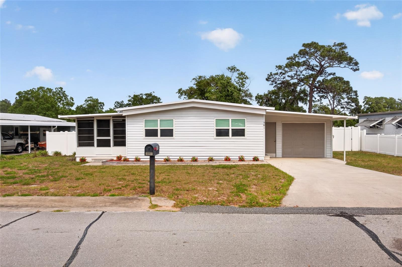 581 NE 64TH AVE, OCALA, FL, 34470