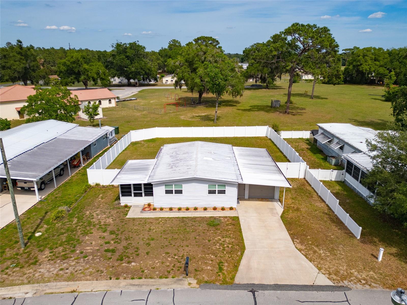 581 NE 64TH AVE, OCALA, FL, 34470