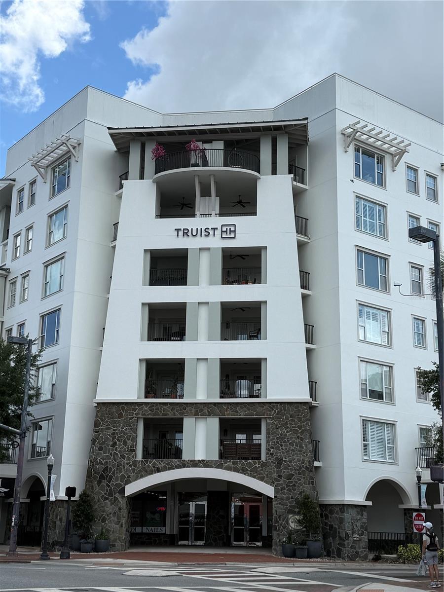 2305 EDGEWATER DR #1704, ORLANDO, FL, 32804