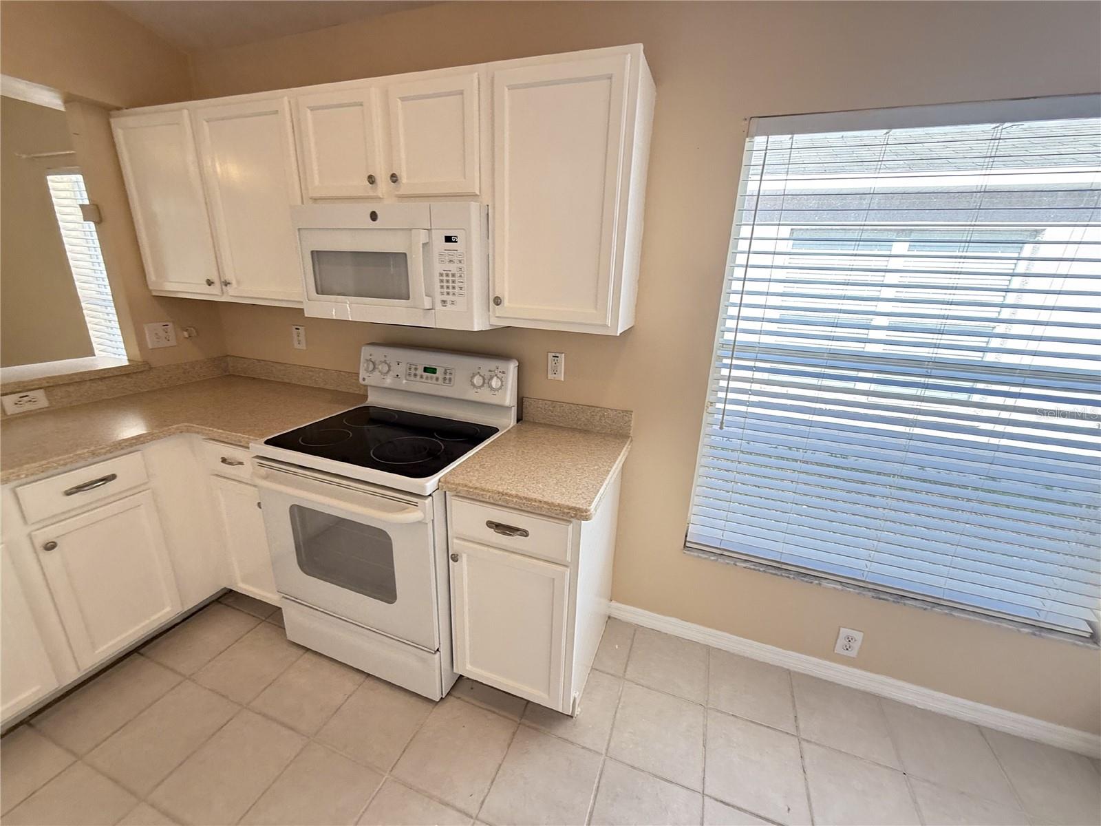 13047 BRIDLEFORD DR, GIBSONTON, FL, 33534