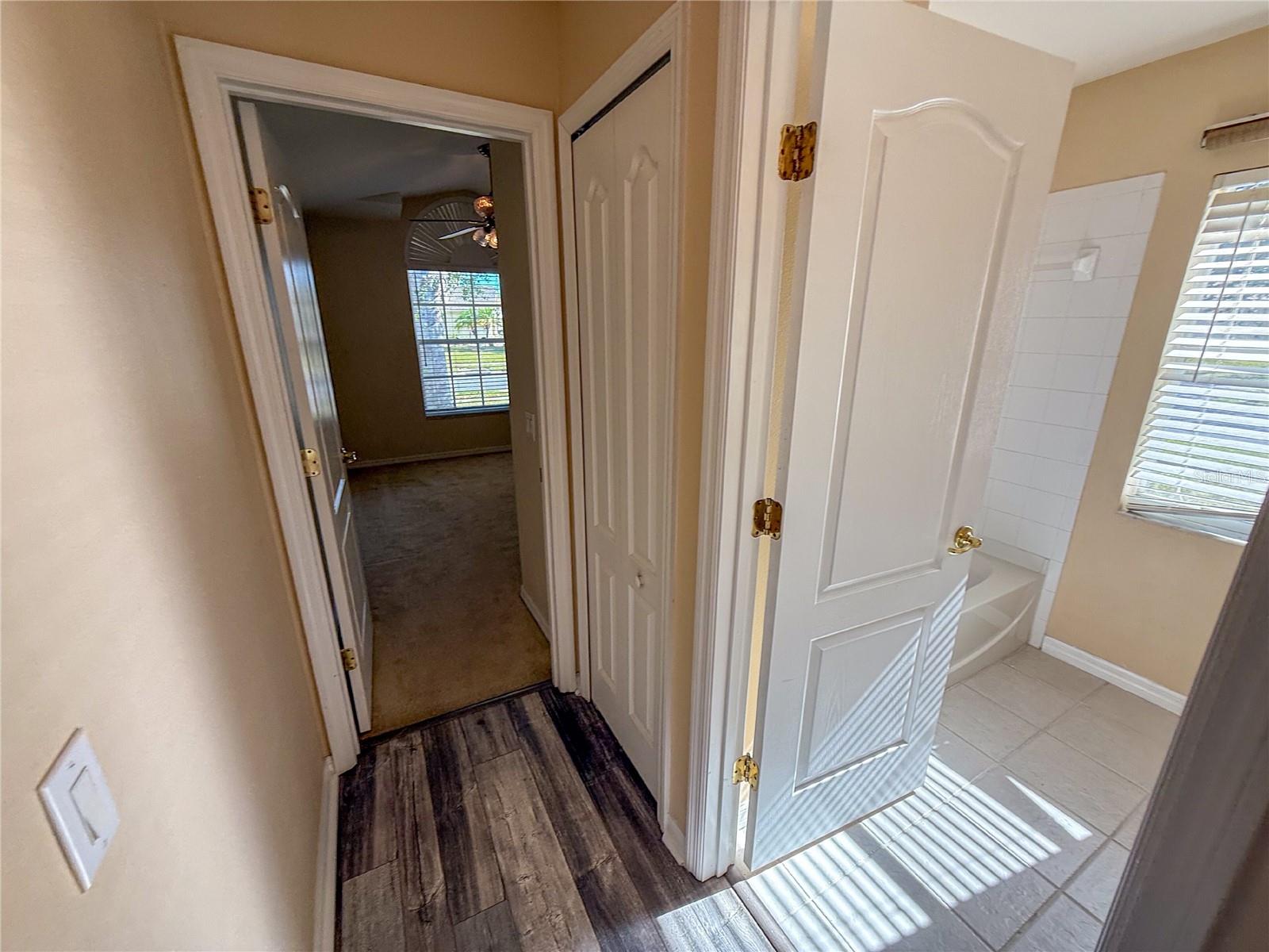 13047 BRIDLEFORD DR, GIBSONTON, FL, 33534