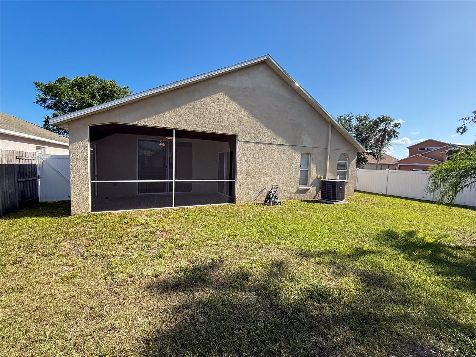 13047 BRIDLEFORD DR, GIBSONTON, FL, 33534