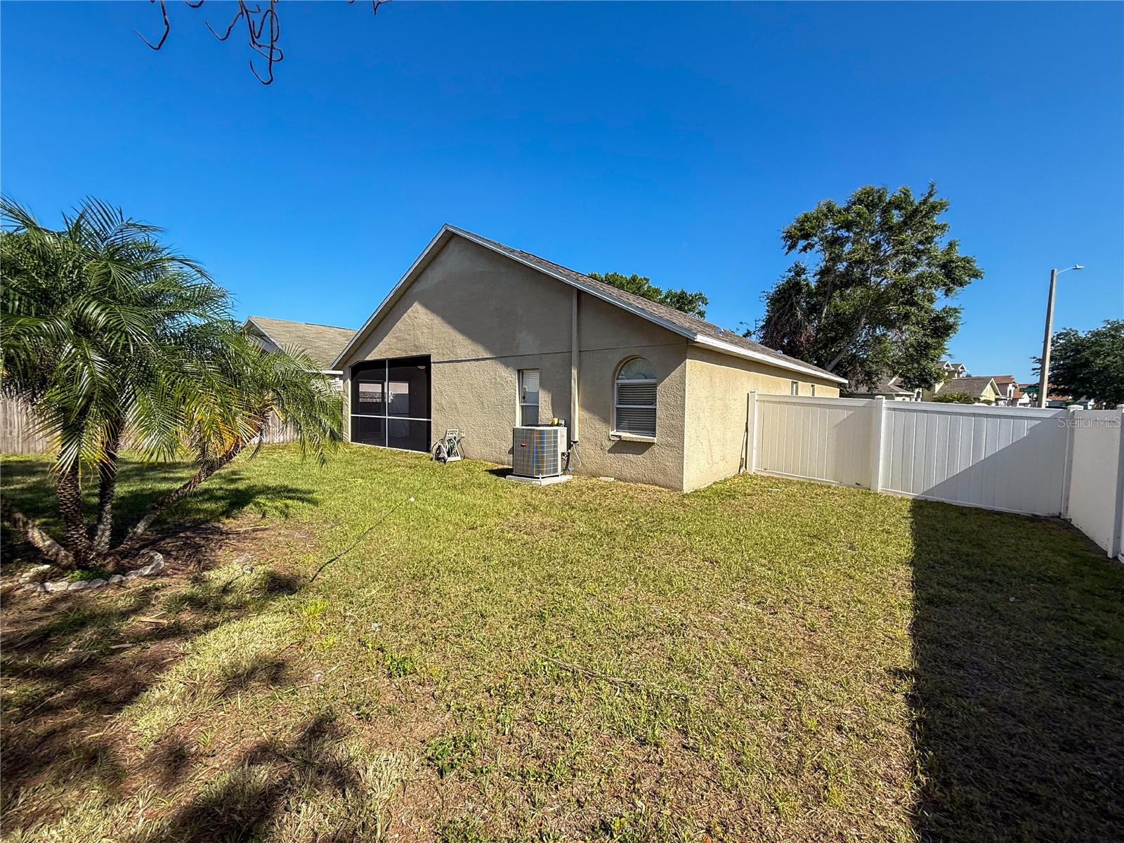13047 BRIDLEFORD DR, GIBSONTON, FL, 33534