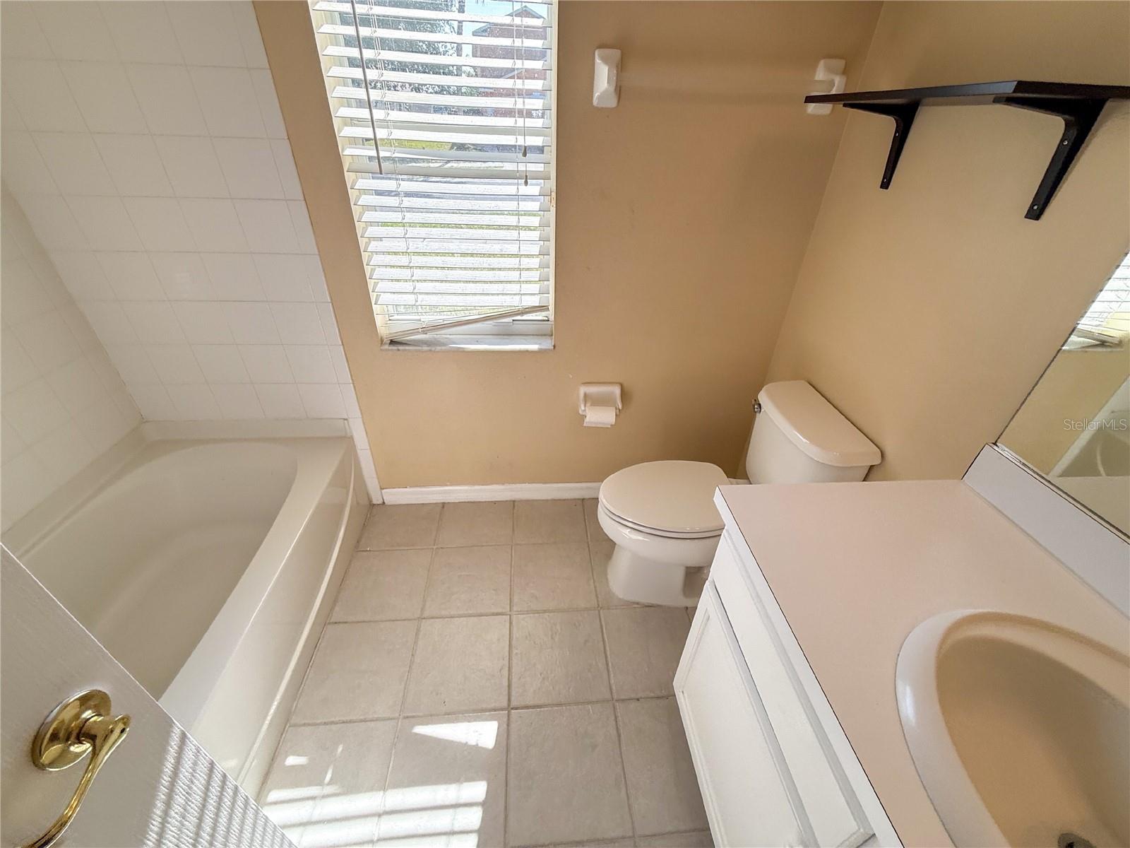 13047 BRIDLEFORD DR, GIBSONTON, FL, 33534