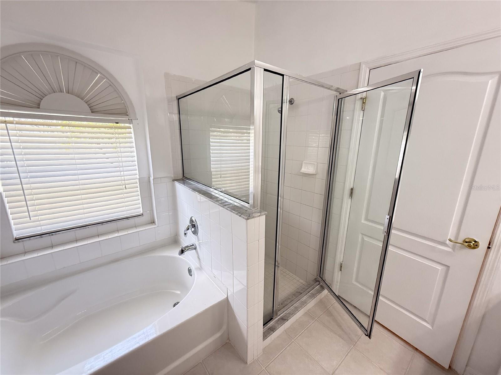 13047 BRIDLEFORD DR, GIBSONTON, FL, 33534