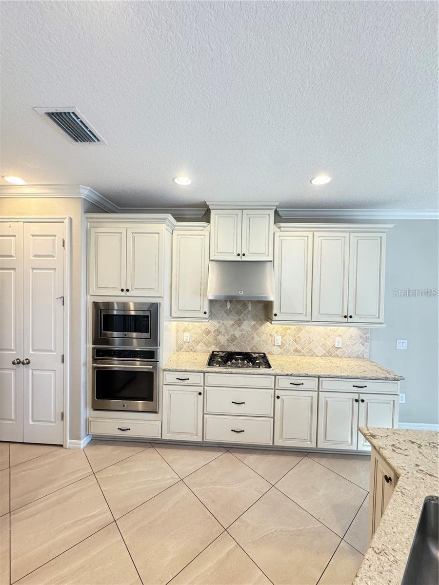 5922 ANISE DR, SARASOTA, FL, 34238