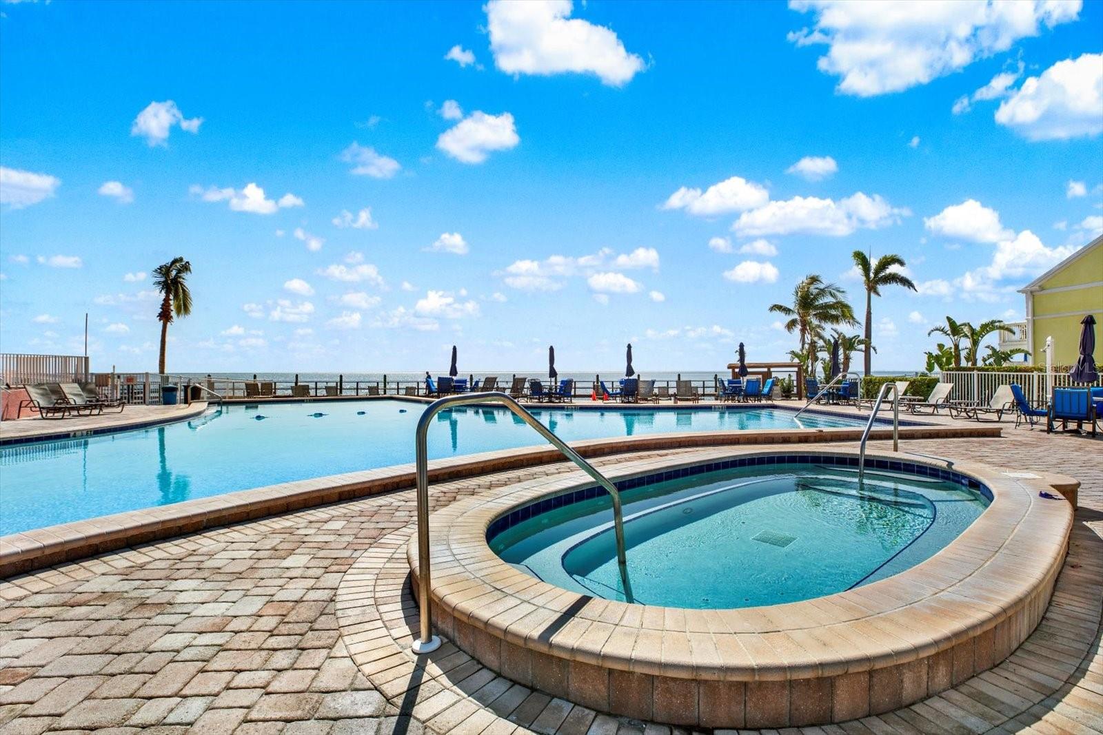 5001 STARFISH DR SE #B, ST PETERSBURG, FL, 33705