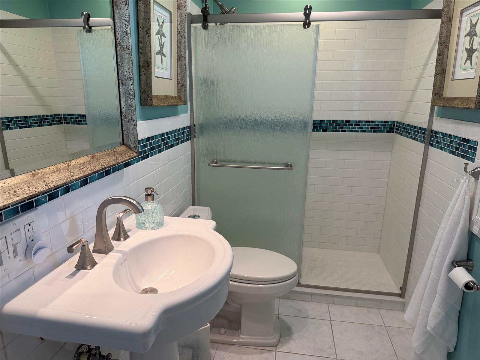 5001 STARFISH DR SE #B, ST PETERSBURG, FL, 33705