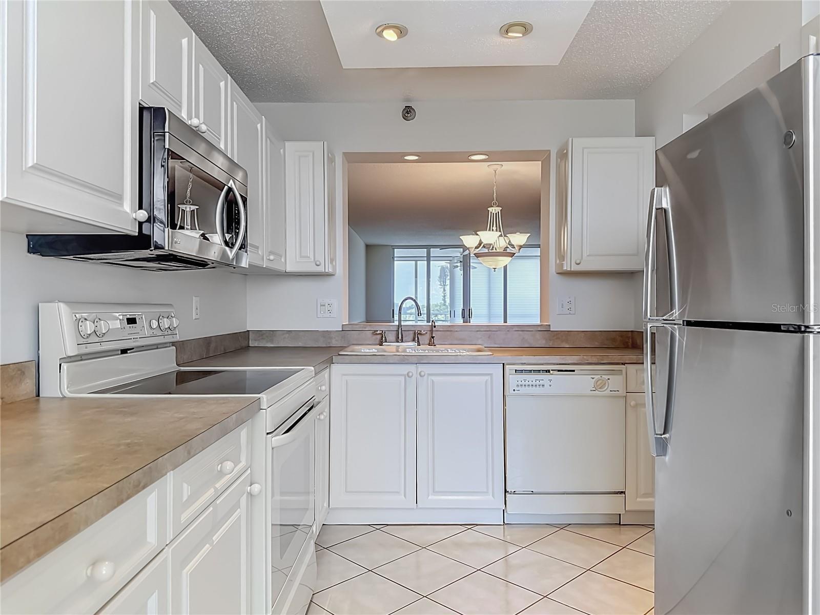 3740 PINEBROOK CIR #607, BRADENTON, FL, 34209