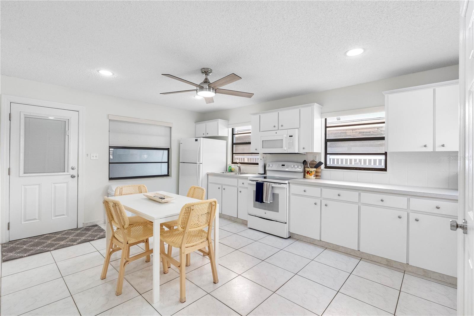 614 GULF BLVD #9, INDIAN ROCKS BEACH, FL, 33785