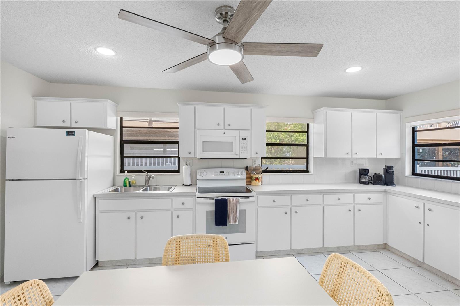 614 GULF BLVD #9, INDIAN ROCKS BEACH, FL, 33785