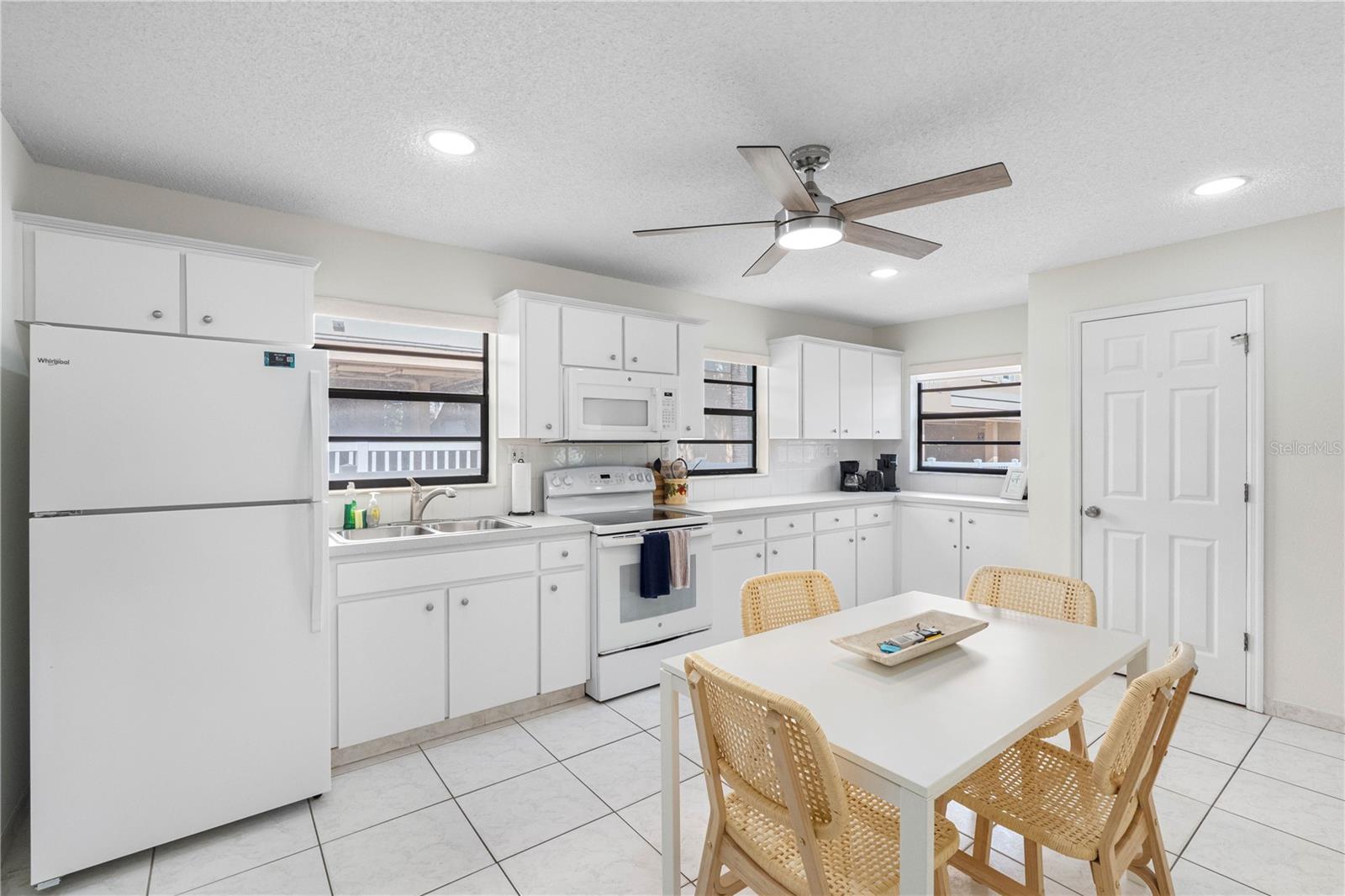 614 GULF BLVD #9, INDIAN ROCKS BEACH, FL, 33785