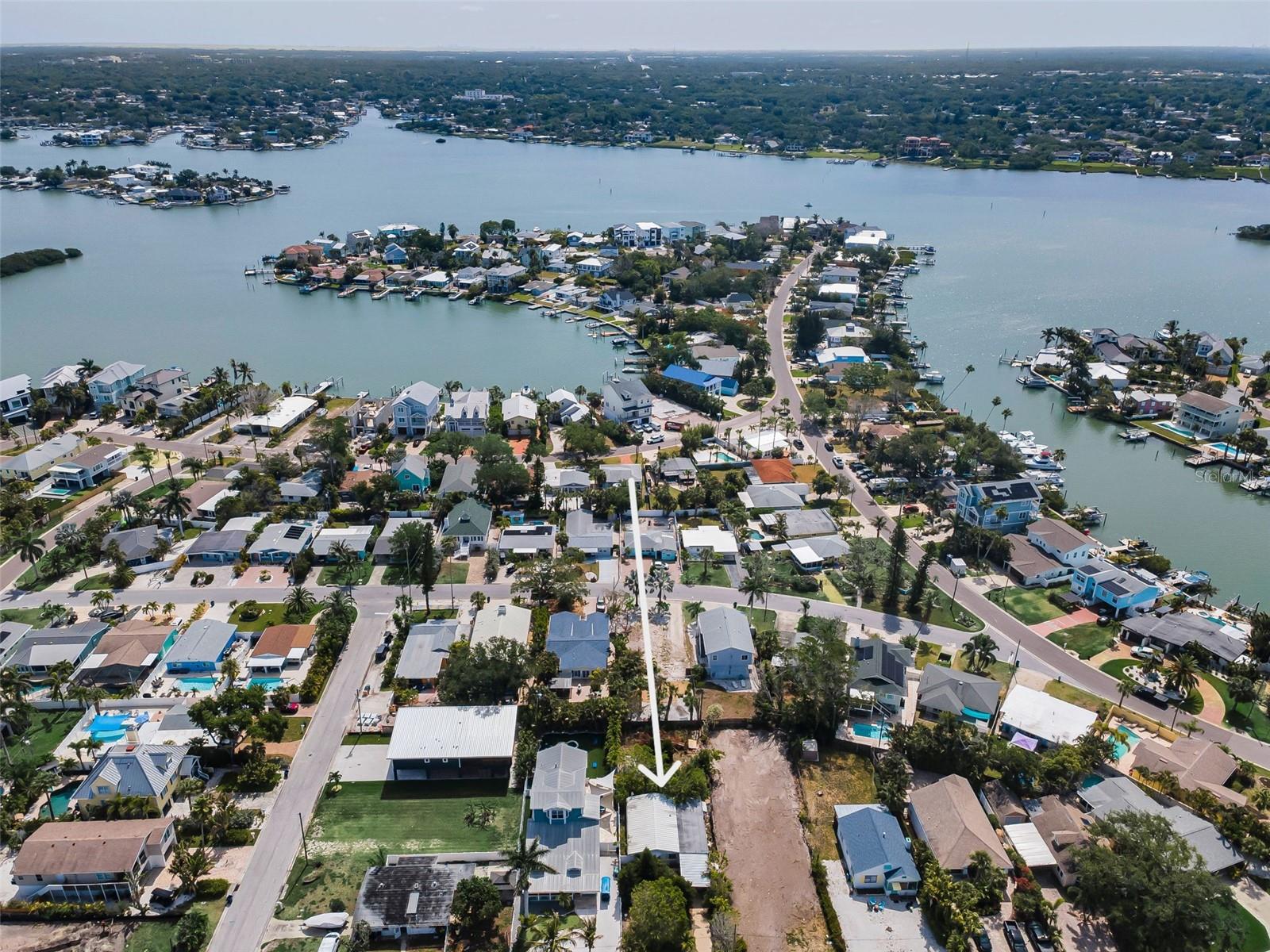 1213 BAY PALM BLVD, INDIAN ROCKS BEACH, FL, 33785