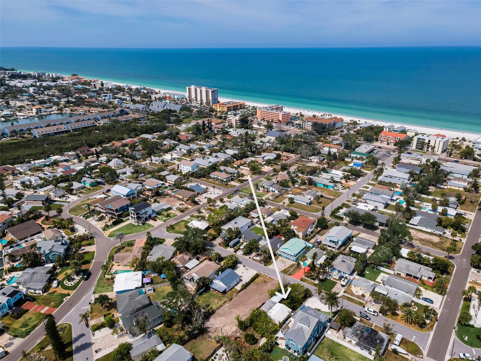 1213 BAY PALM BLVD, INDIAN ROCKS BEACH, FL, 33785