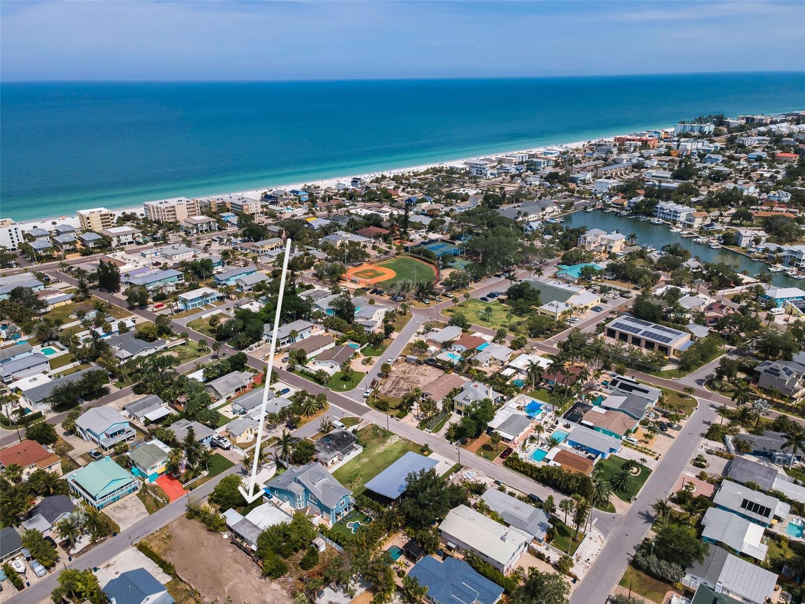 1213 BAY PALM BLVD, INDIAN ROCKS BEACH, FL, 33785
