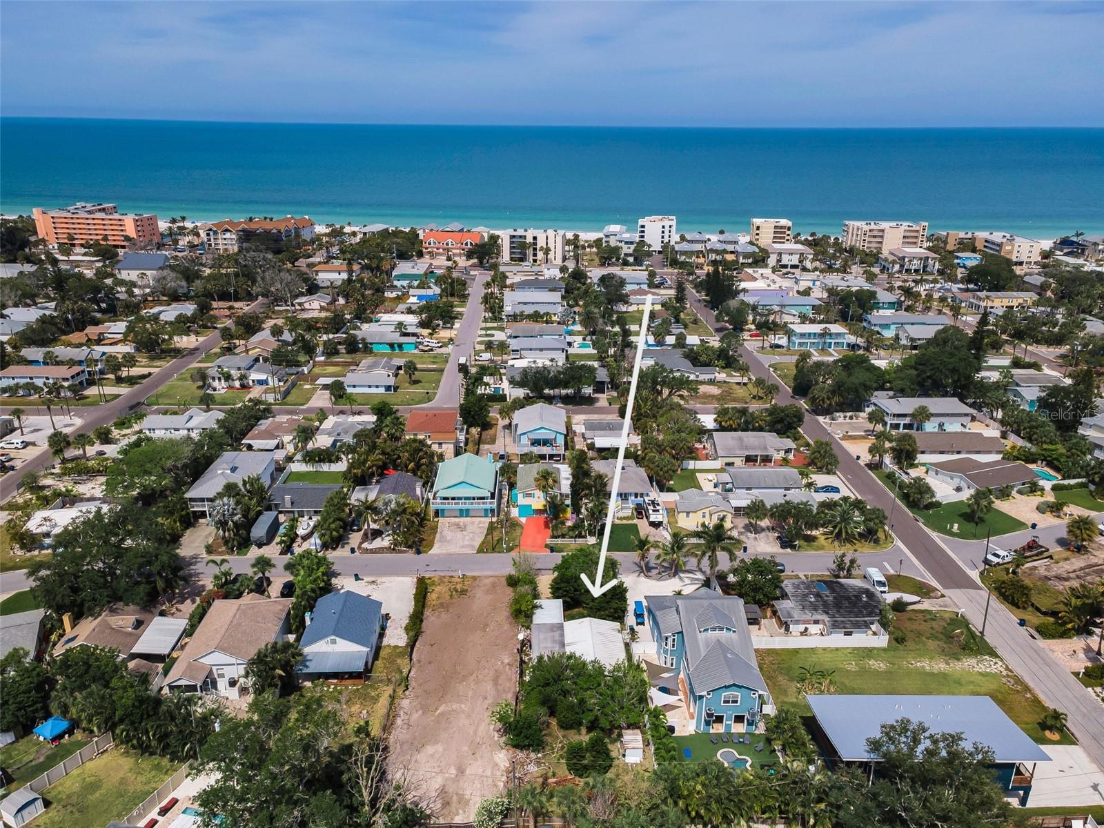 1213 BAY PALM BLVD, INDIAN ROCKS BEACH, FL, 33785