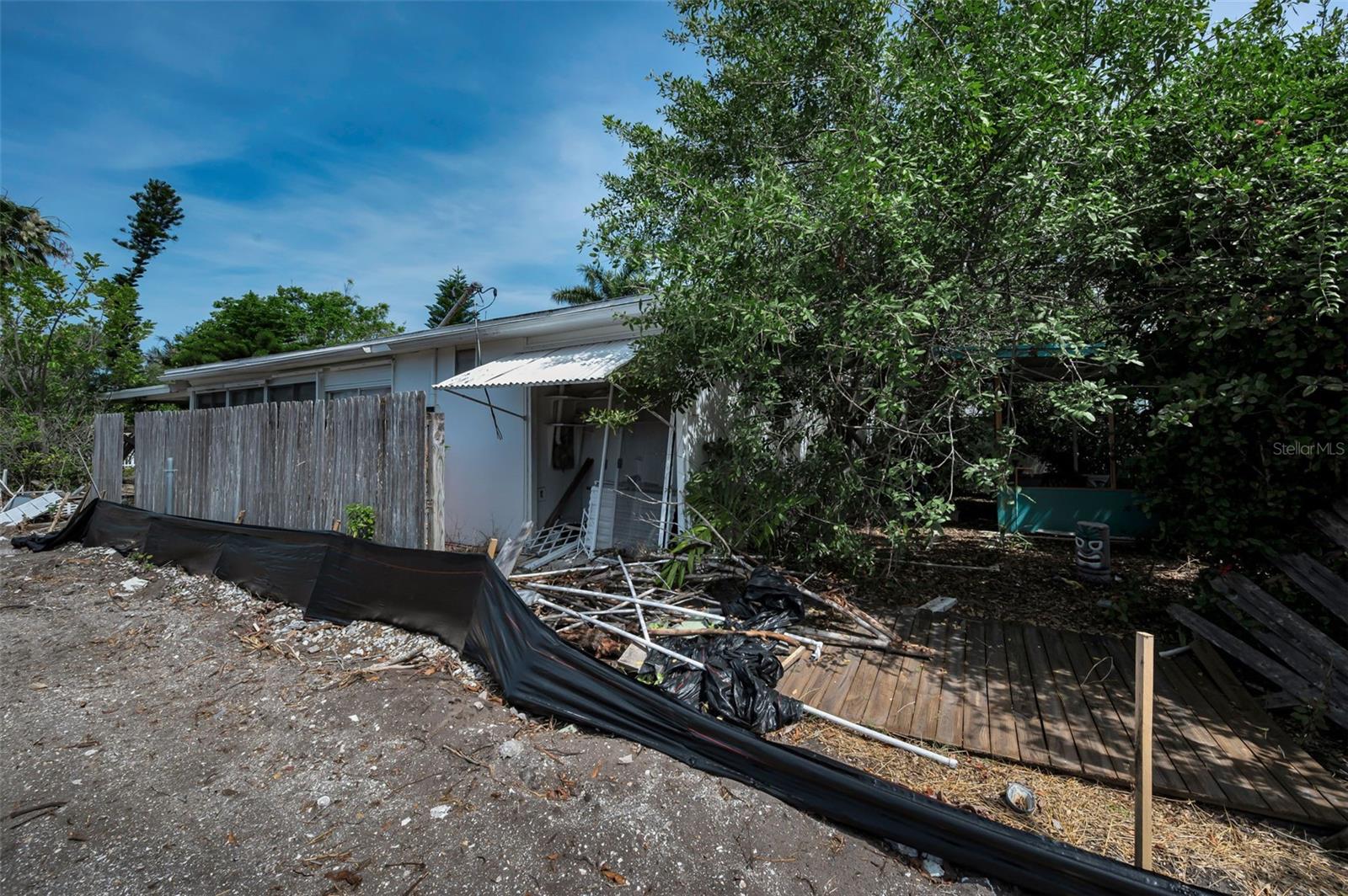 1213 BAY PALM BLVD, INDIAN ROCKS BEACH, FL, 33785
