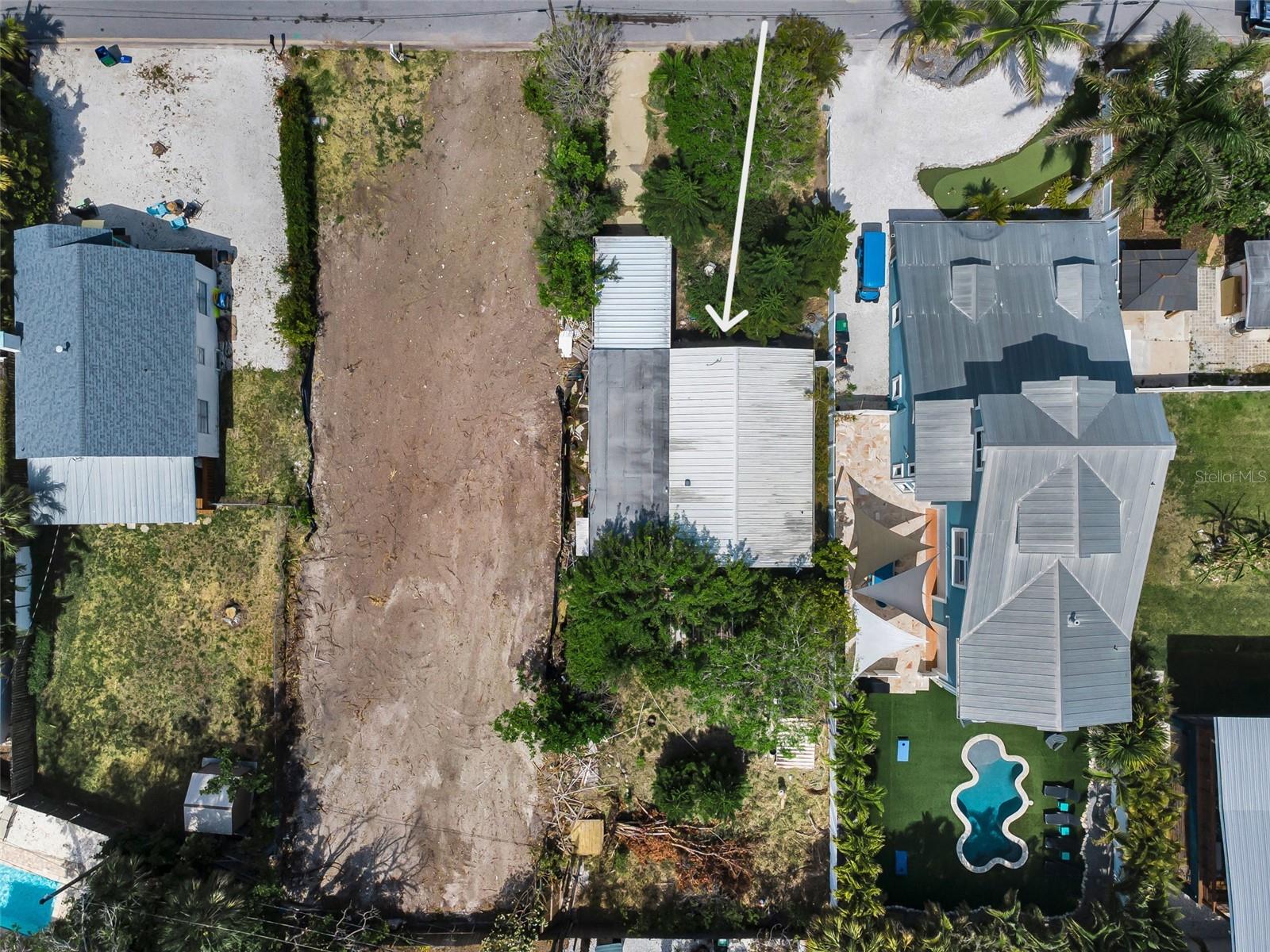 1213 BAY PALM BLVD, INDIAN ROCKS BEACH, FL, 33785