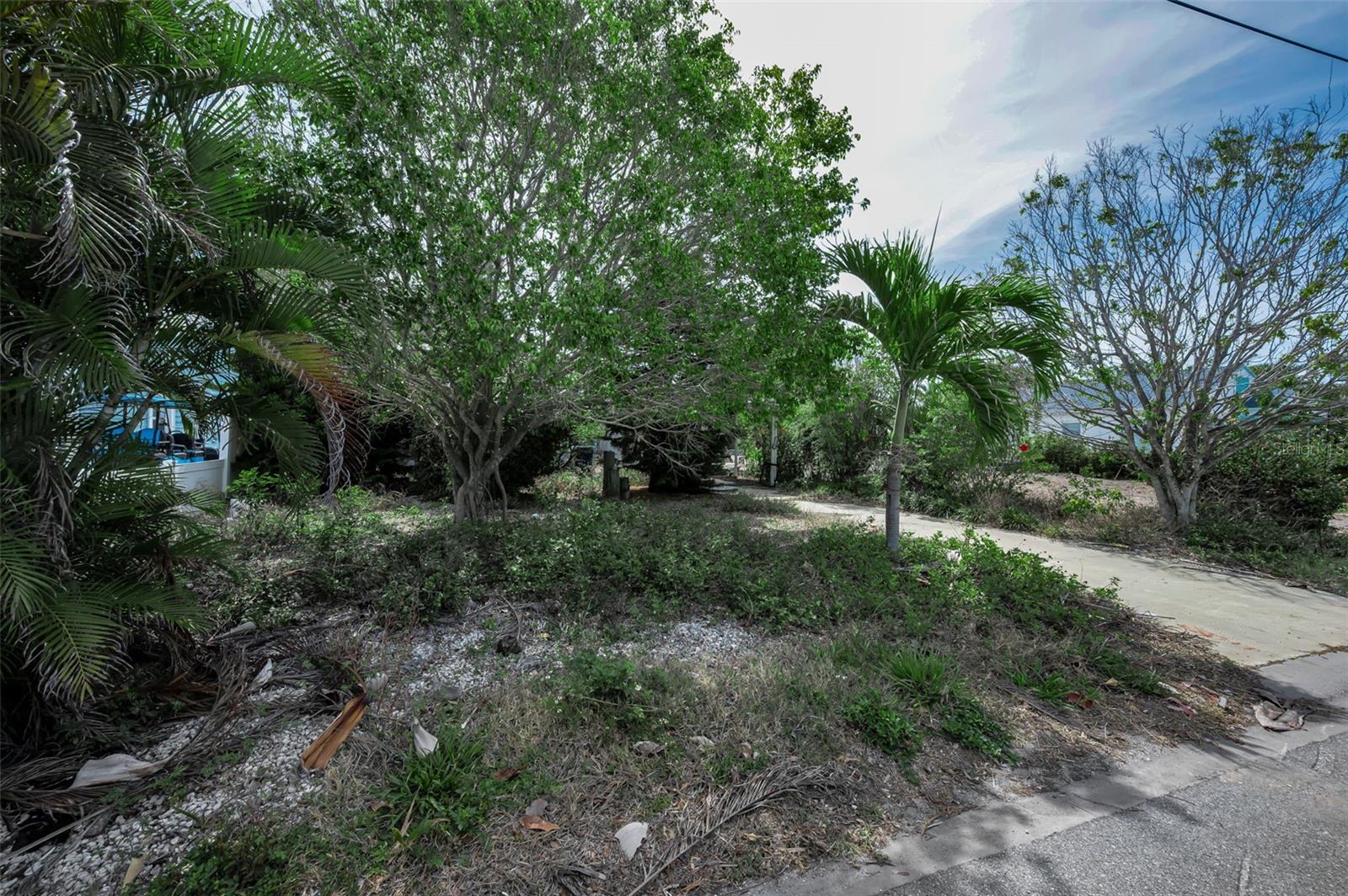 1213 BAY PALM BLVD, INDIAN ROCKS BEACH, FL, 33785