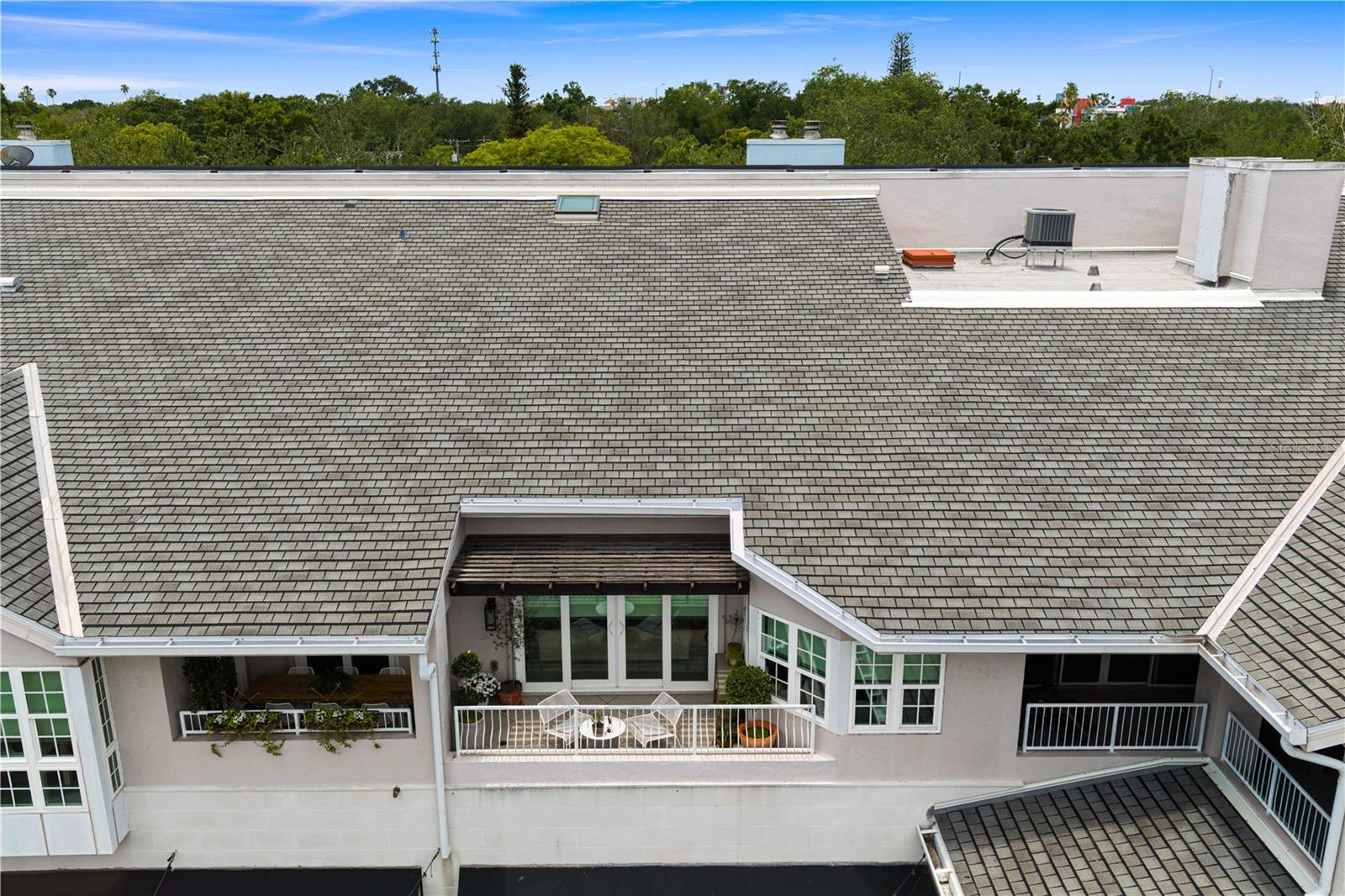 1649 W SNOW CIR #E203, TAMPA, FL, 33606