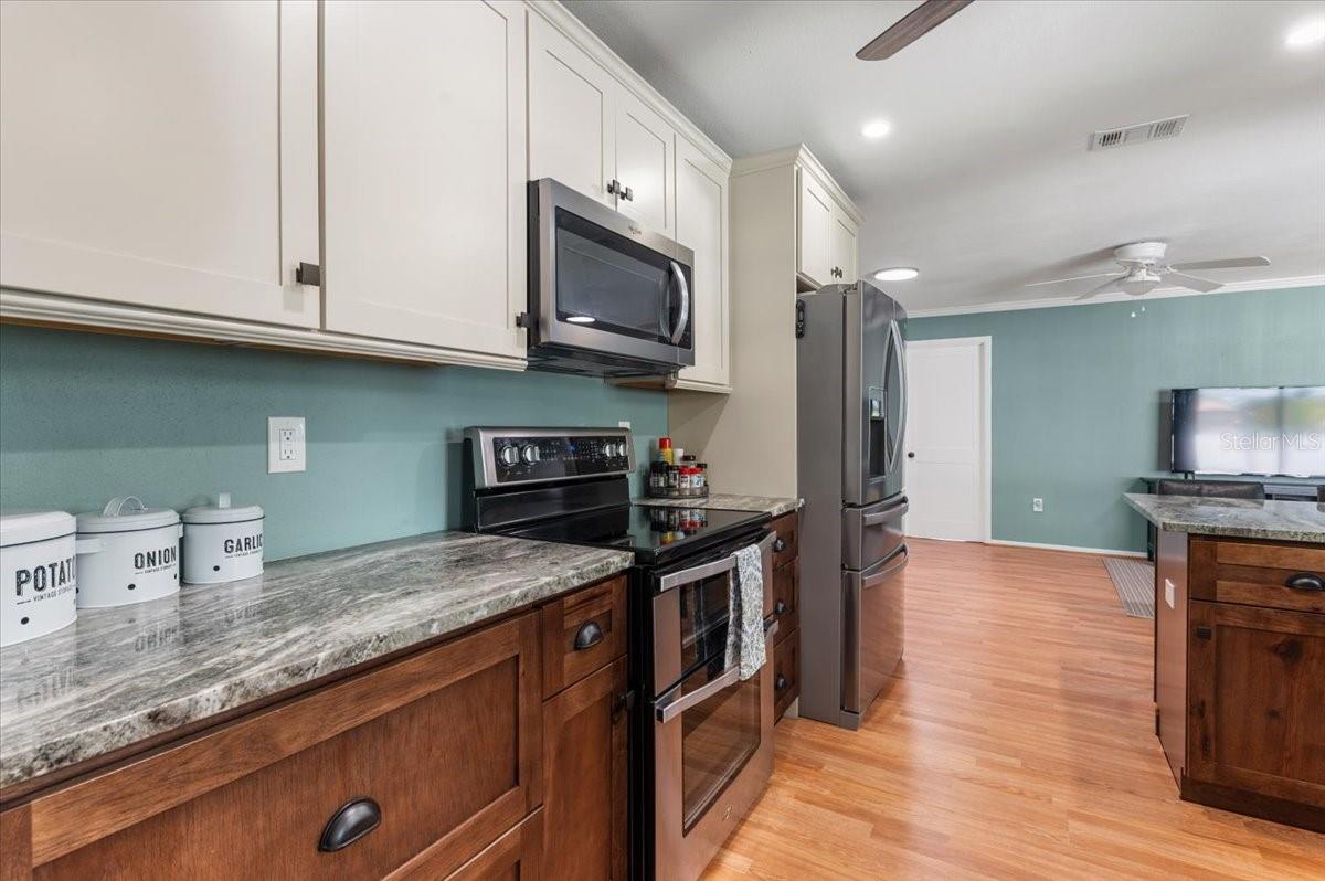 3903 24TH AVE W, BRADENTON, FL, 34205