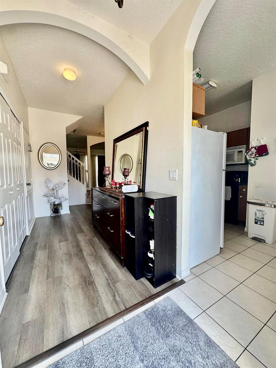 1207 S BEACH CIR, KISSIMMEE, FL, 34746