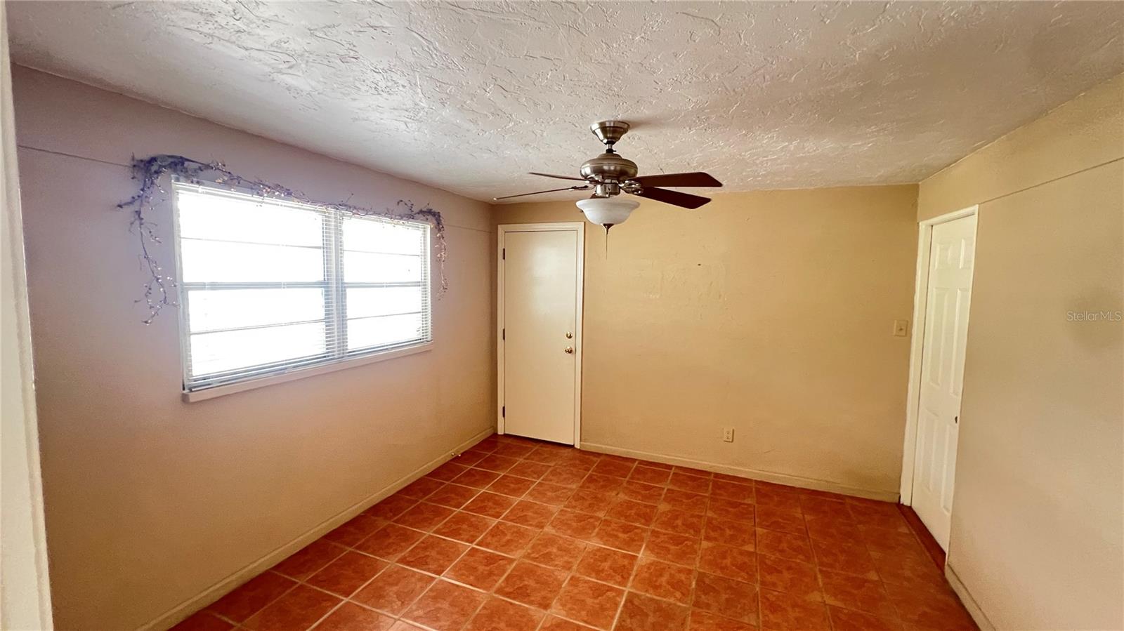 5219 DR MARTIN LUTHER KING JR ST N, ST PETERSBURG, FL, 33703