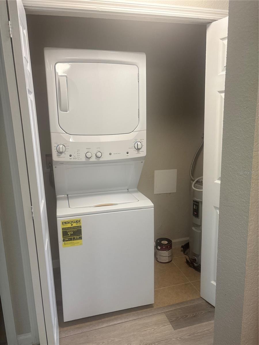 10100 SAILWINDS BLVD N #206, LARGO, FL, 33773
