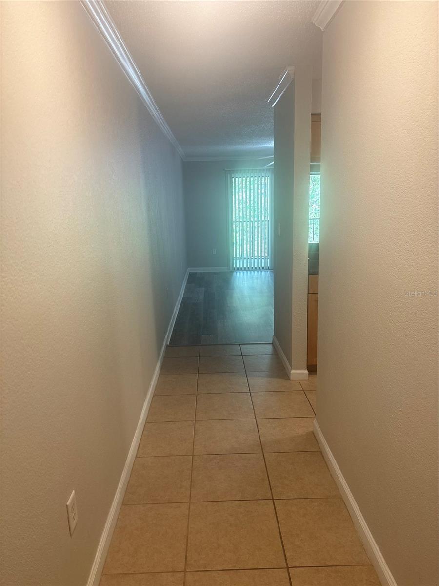 10100 SAILWINDS BLVD N #206, LARGO, FL, 33773