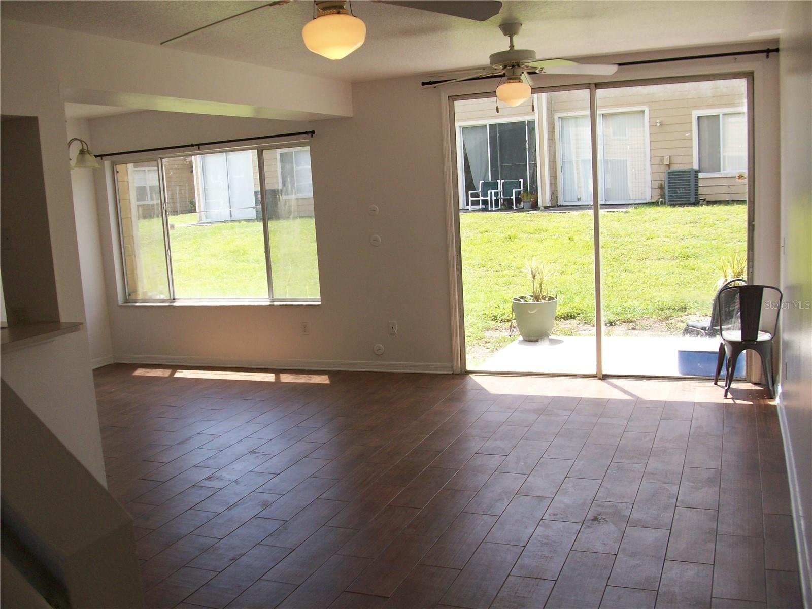 511 COCONUT PALM WAY, DAVENPORT, FL, 33897