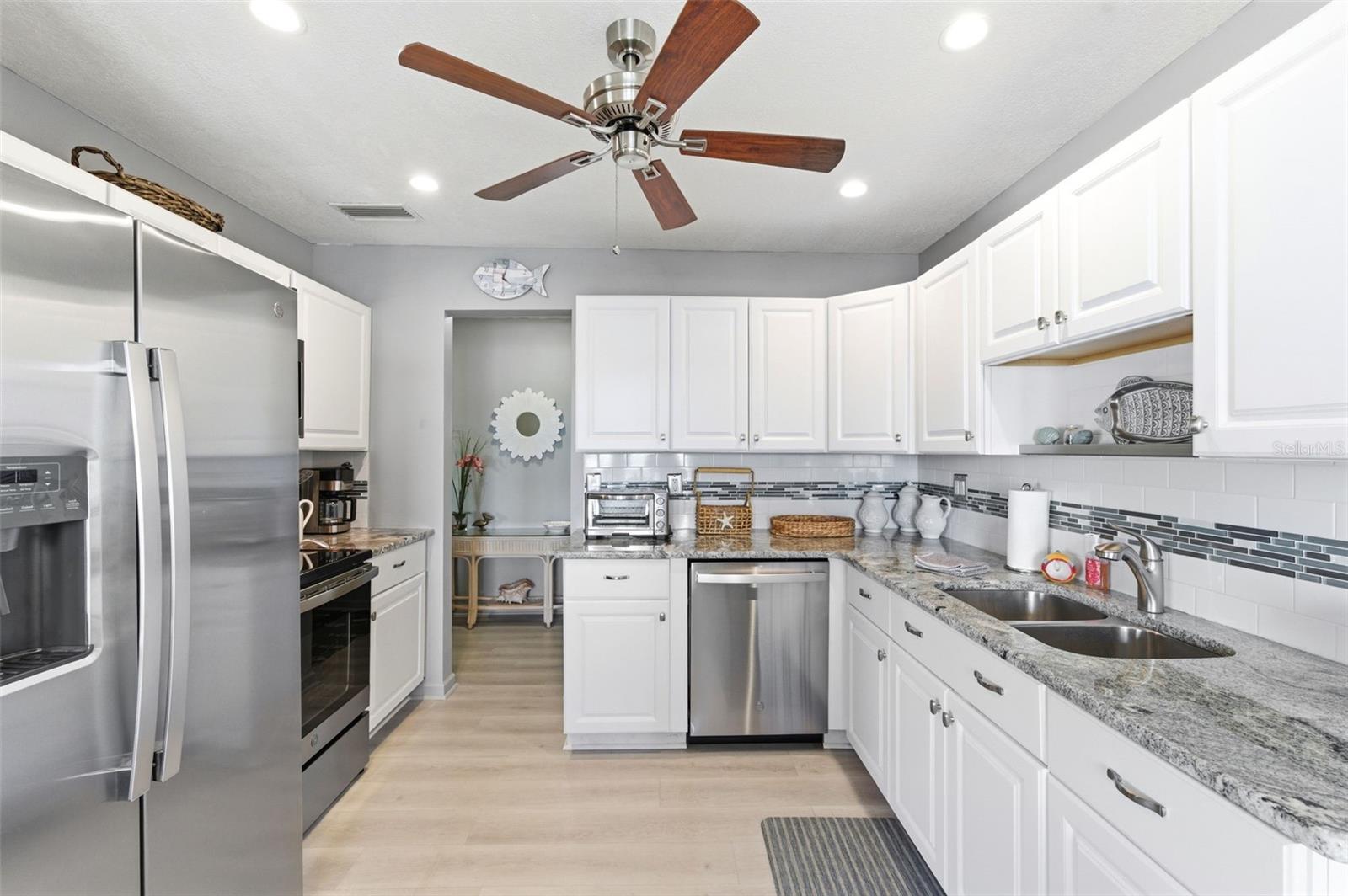 4805 COBIA DR SE #D, ST PETERSBURG, FL, 33705