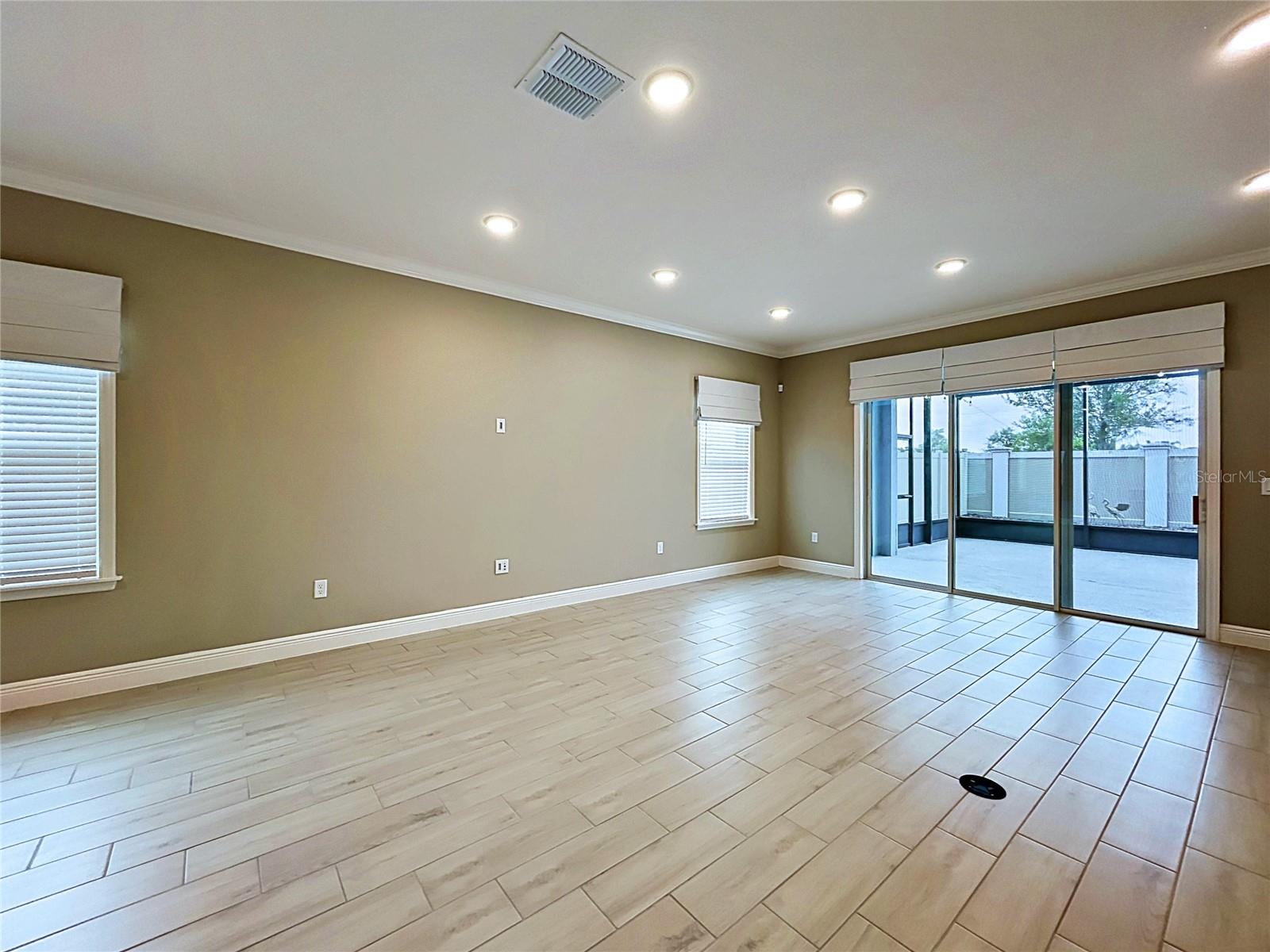 11813 JUNE BRIAR LOOP, SAN ANTONIO, FL, 33576