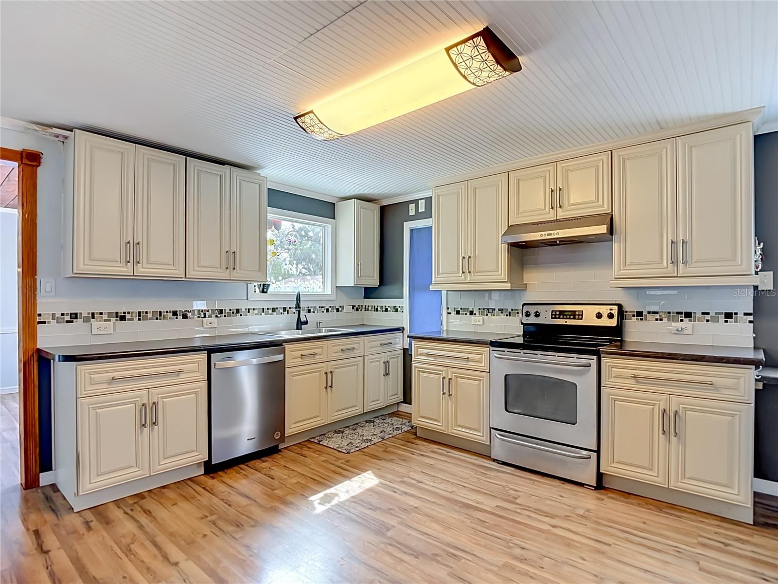 38703 9TH AVE, ZEPHYRHILLS, FL, 33542