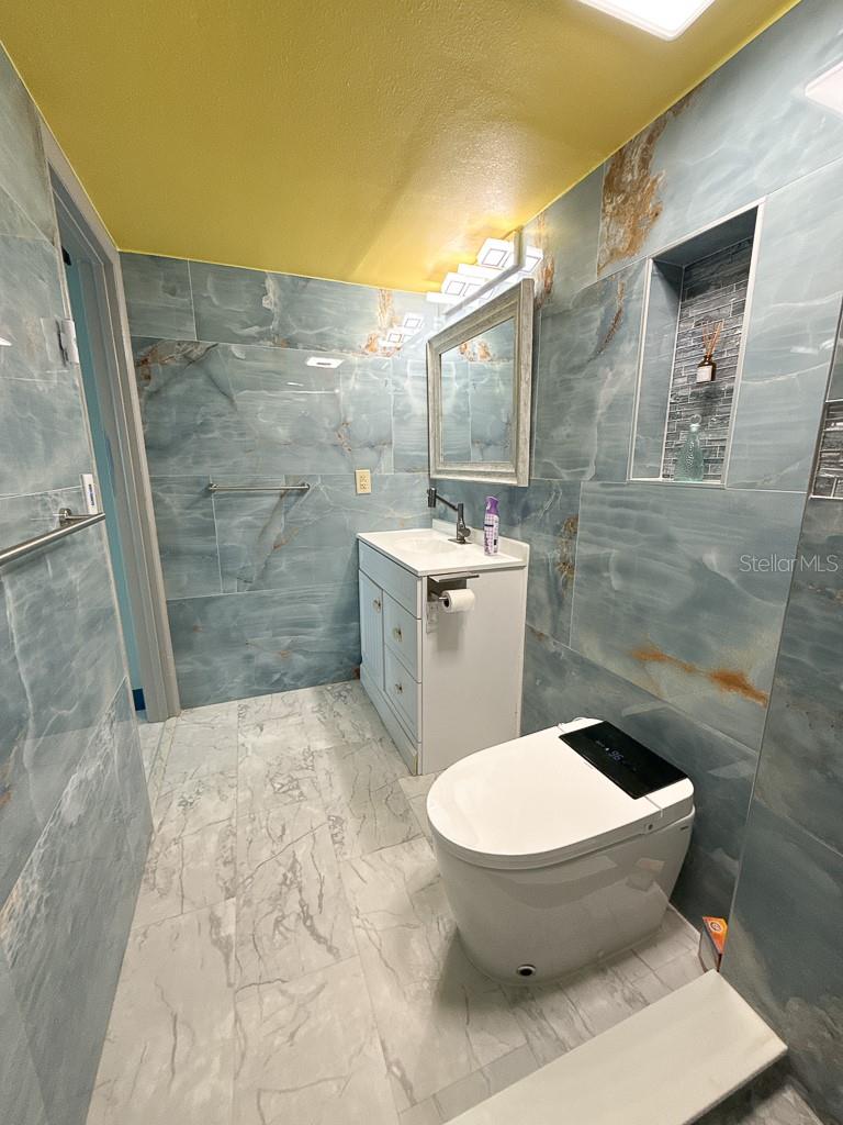 2588 FOREST RUN CT #106A, CLEARWATER, FL, 33761