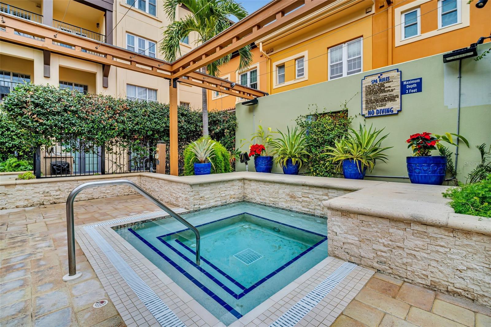 100 4TH AVE S #216, ST PETERSBURG, FL, 33701