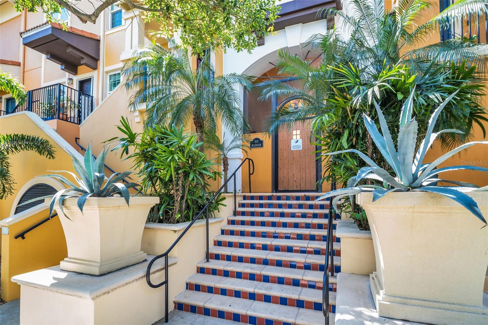100 4TH AVE S #216, ST PETERSBURG, FL, 33701