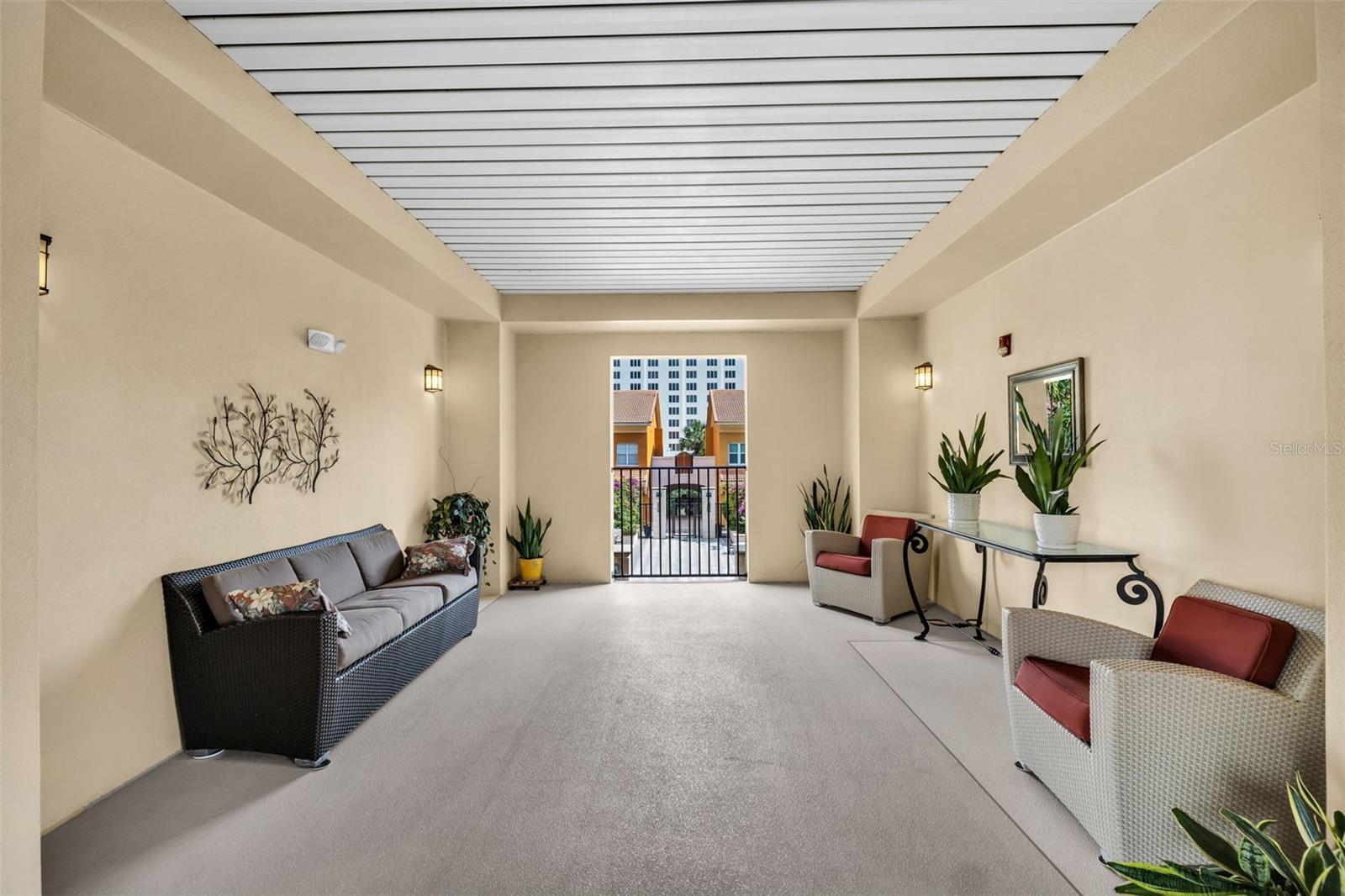 100 4TH AVE S #216, ST PETERSBURG, FL, 33701