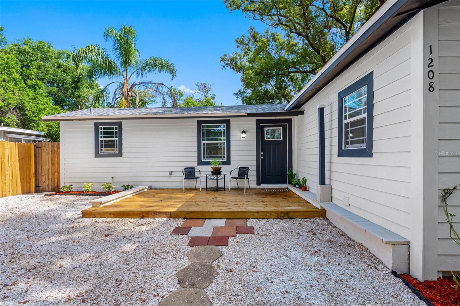 1208 E CHILKOOT AVE, TAMPA, FL, 33612