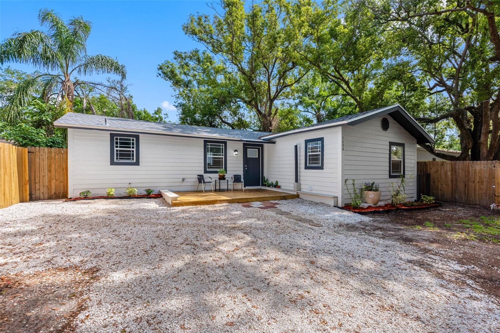 1208 E CHILKOOT AVE, TAMPA, FL, 33612