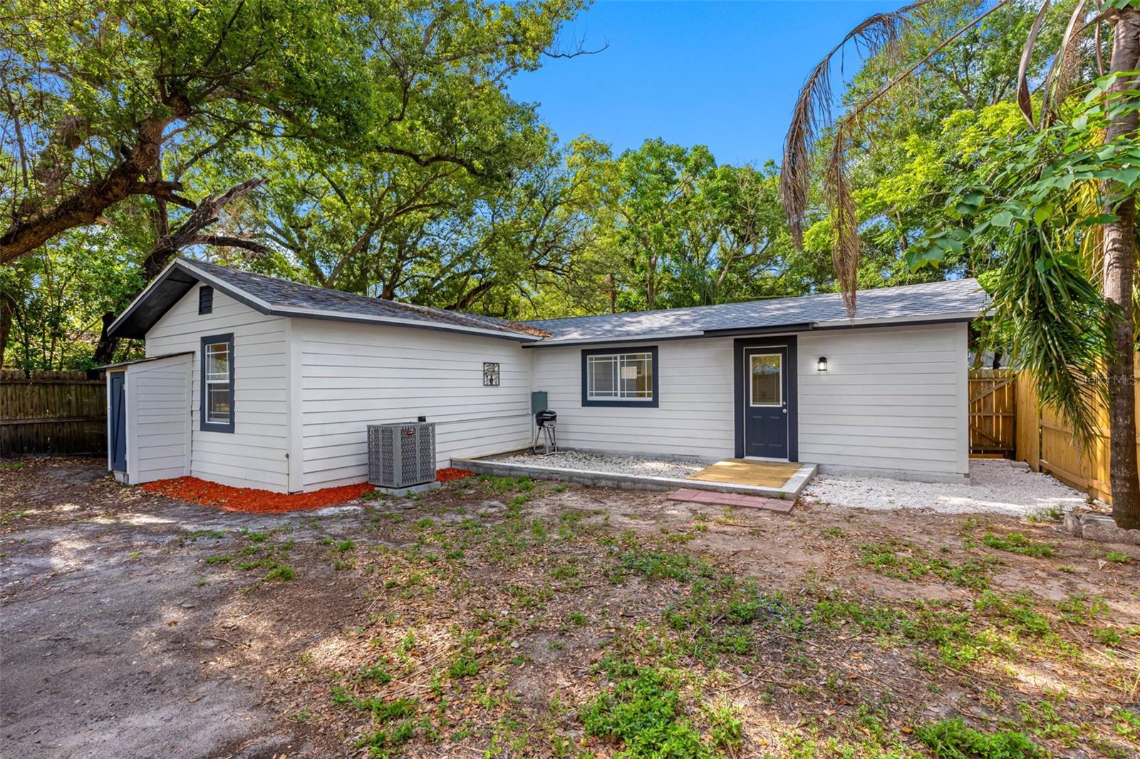 1208 E CHILKOOT AVE, TAMPA, FL, 33612