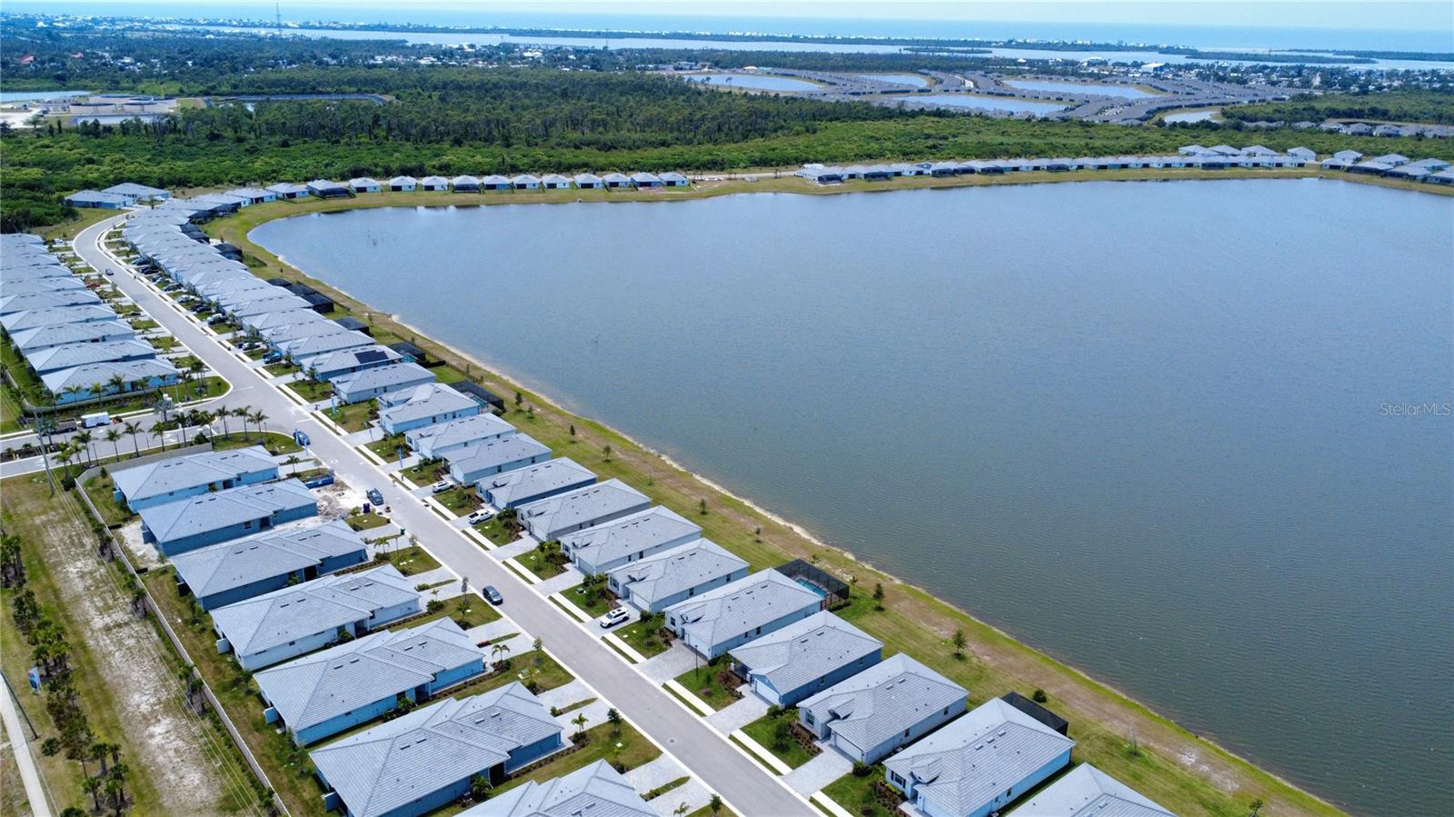 8125 SHORE LAKE DR, ENGLEWOOD, FL, 34224