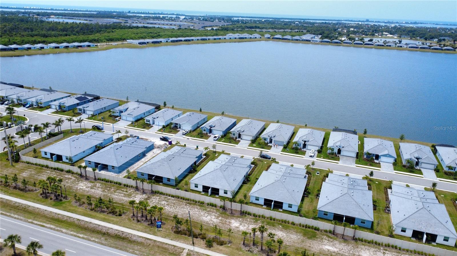 8125 SHORE LAKE DR, ENGLEWOOD, FL, 34224
